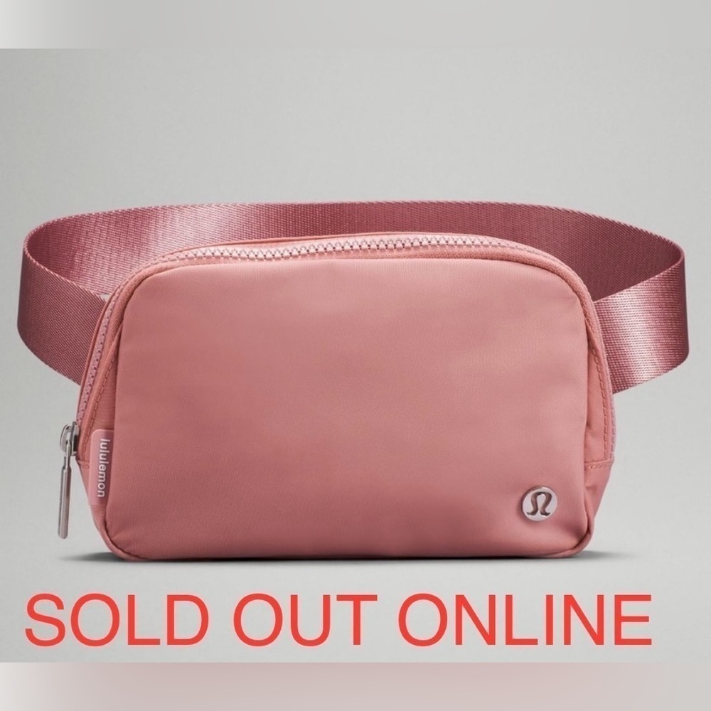 Lululemon Everywhere belt bag Pink Pastel Pink 1L